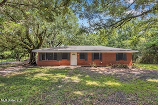 2126 31st St, Gulfport, MS 39501