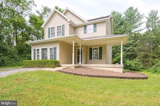 148 Vinca Ln, Falling Waters, WV 25419