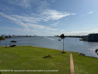 115 Lakeshore Dr Unit 448, North Palm Beach, FL 33408