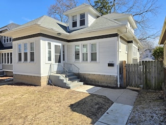 2518 N 52nd St, Milwaukee, WI 53210
