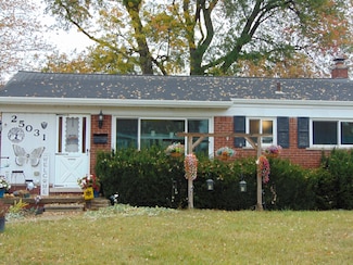 25031 Wagner Ave, Warren, MI 48089