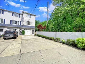5 Greaves Ave, Staten Island, NY 10308