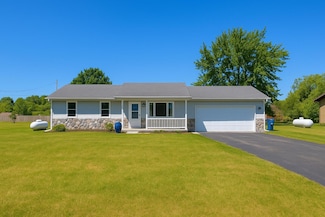 28450 66th Ave, Lawton, MI 49065