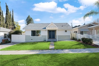 1129 S Merrill St, Corona, CA 92882