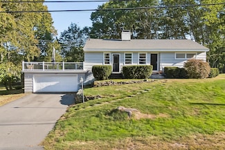 7 Wabun Rd, Cape Elizabeth, ME 04107