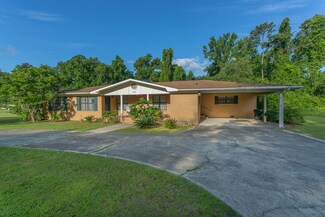 195 Anderson Dr, Brunswick, GA 31520