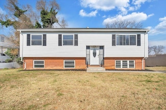 3853 Red Fox Dr NW, Roanoke, VA 24017