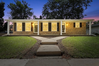 834 Harding Ave, Waukesha, WI 53186