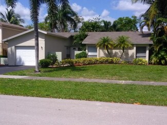 339 NW 39th Way, Deerfield Beach, FL 33442