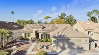 5752 S Amberwood Dr, Chandler, AZ 85248