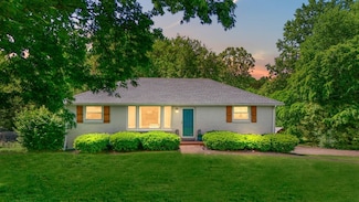1304 Cheshire Dr, Nashville, TN 37207