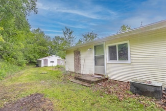 W3703 Scotch Coulee Rd W, West Salem, WI 54669