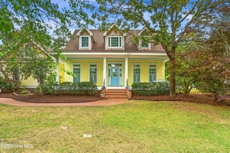 6201 Pebble Shore Ln, Southport, NC 28461
