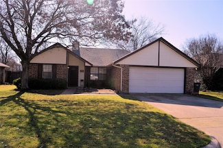 8109 Camelot Rd, Fort Worth, TX 76134