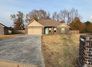 2700 Ridgewood Rd, Searcy, AR 72143