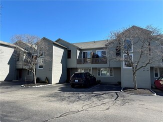 10 East St Unit 104, Cranston, RI 02920
