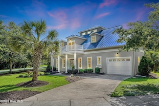 311 S Kingfisher Ln, Hampstead, NC 28443
