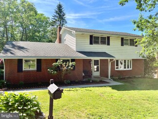 4 2nd Ave, Nesquehoning, PA 18240