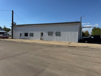 110 E Carroll St, Lanark, IL 61046