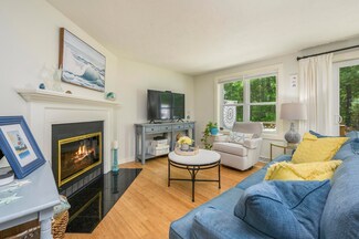 6 Southpoint Dr Unit 6, Sandwich, MA 02563