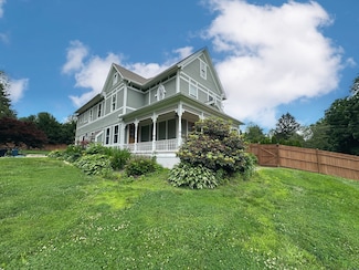 57 Church St, Shelton, CT 06484