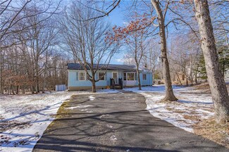 171 Motega Dr, Albrightsville, PA 18210