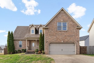 1328 Southwood Ct, Clarksville, TN 37042