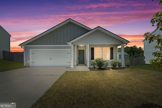 126 Catalpa Rd, Milner, GA 30257