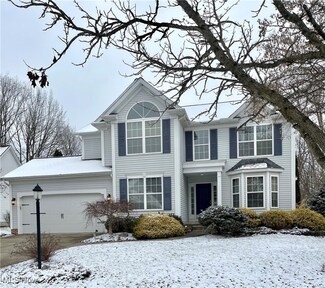 2971 Ravineview Cir, Stow, OH 44224
