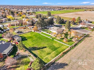 3392 Highlawn Dr, Twin Falls, ID 83301