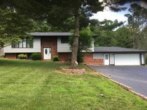 2614 Paula Dr, West Plains, MO 65775