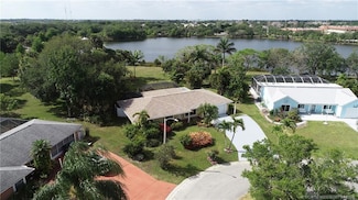 1792 SE Cascella Ct, Port Saint Lucie, FL 34952