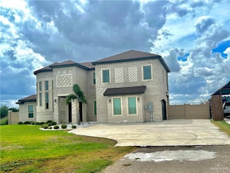 1329 N Cesar Chavez Rd, Edinburg, TX 78542