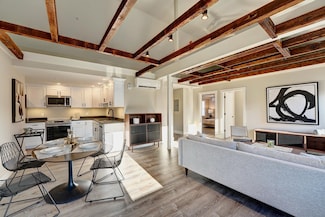 621 Islington St Unit A, Portsmouth, NH 03801