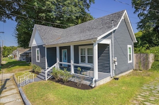 209 Hatton St, Jackson, TN 38301