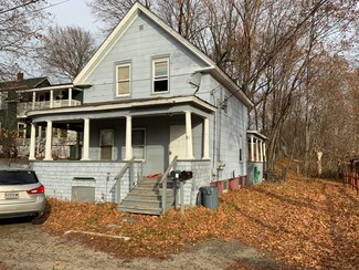 35 Spruce St, Waterville, ME 04901