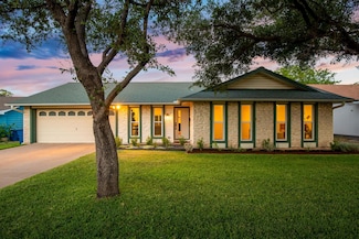 8907 Hunters Trace, Austin, TX 78758