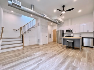 375 Monmouth St Unit 204, Jersey City, NJ 07302