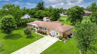 526 E Walnut St, West Union, OH 45693
