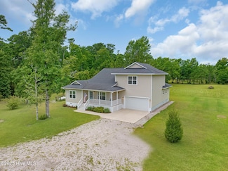 200 Pigott Rd, Gloucester, NC 28528