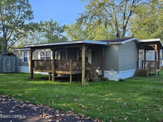 82 Laurel St, Mifflinburg, PA 17844