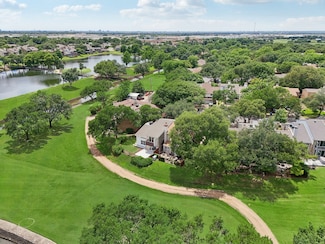 2926 Shady Lake Cir, Carrollton, TX 75006
