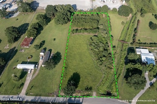 200 Blk Hardware Rd, Broussard, LA 70518