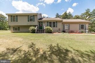 955 N Timber Ridge Rd, Cross Junction, VA 22625