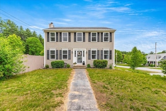 71 Granite St, Hooksett, NH 03106