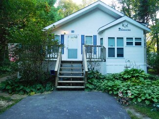 54 Highview Ln, Edgerton, WI 53534