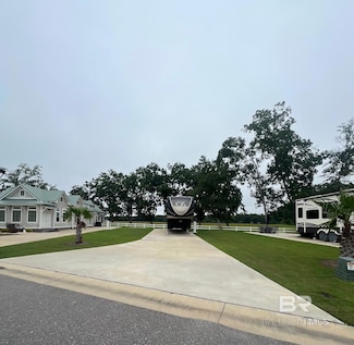 12435 Gateway Dr Unit 173, Elberta, AL 36530