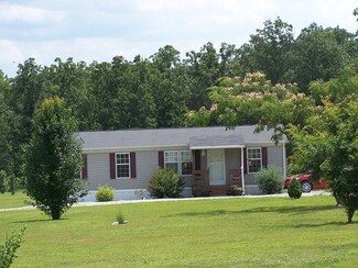 18890 Parker Rd, Licking, MO 65542