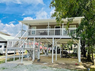 228 Bf Terry Cir, Savannah, TN 38372