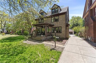10608 Lake Shore Blvd, Cleveland, OH 44108